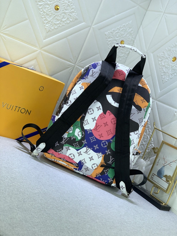 ルイヴィトンバッグ側面デザイン